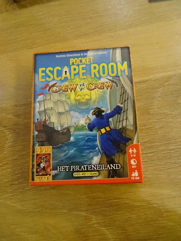 Escaperoom kaartspel crew vs crew, Een of twee spelers, Ophalen of Verzenden, Zo goed als nieuw, 999 games