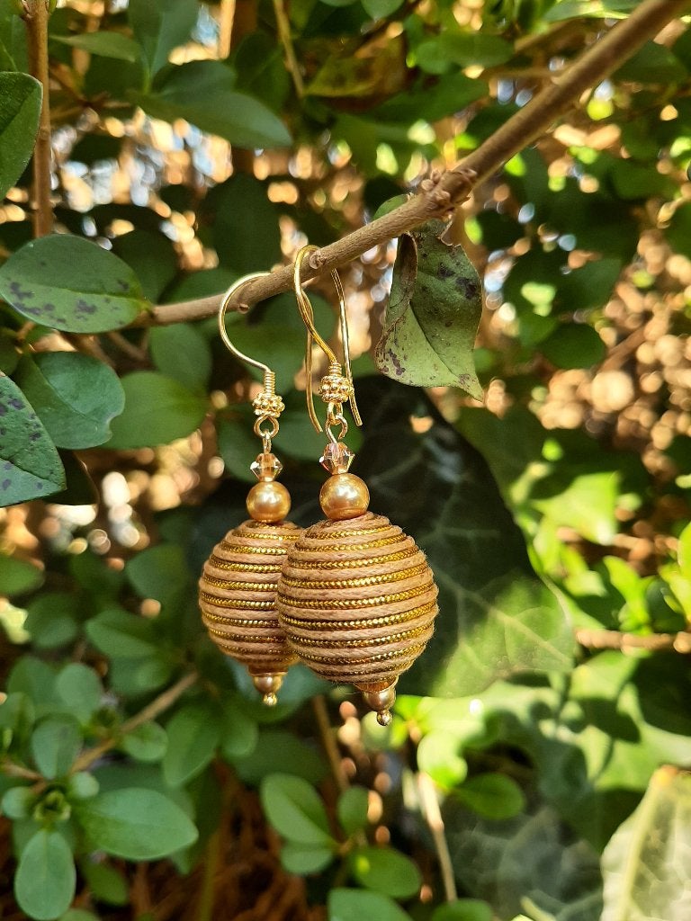 Oorbellen Soft Caramel stof-swarovski parel-kristal goud, Hangers, Bruin, Nieuw, Goud