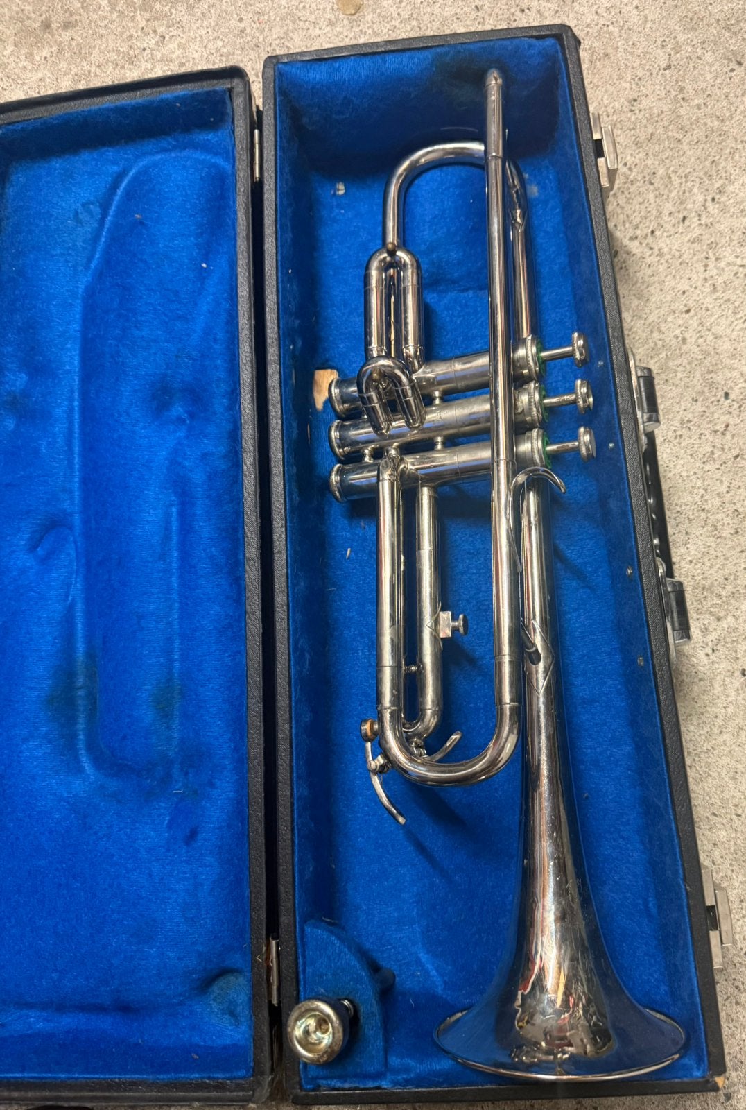 Weltklang Trompet met Koffer - Gebruikt, Muziek en Instrumenten, Blaasinstrumenten | Trompetten, Gebruikt, Bes-trompet, Met koffer