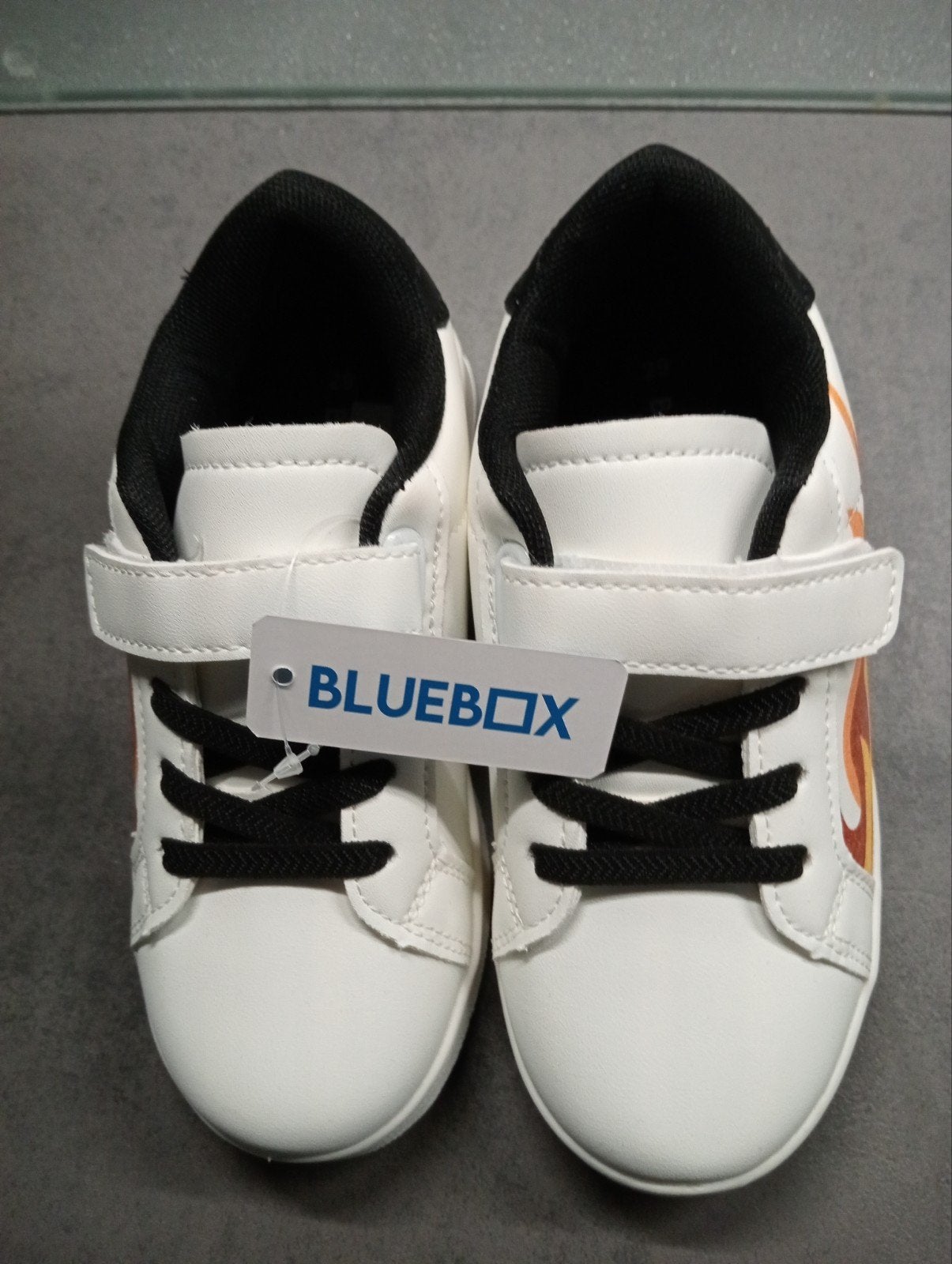 Nieuwe Bluebox sneakers met vlammen, maat 29, Bluebox, Jongen of Meisje, Schoenen, Nieuw
