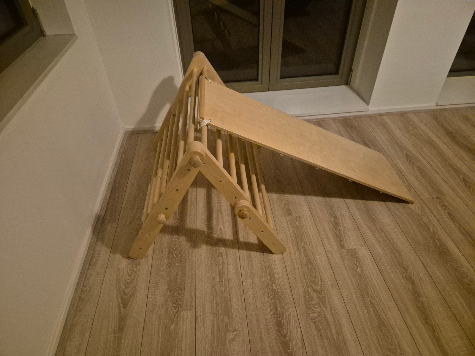 Houten Pikler klimdriehoek met glijbaan – Montessori, Ophalen, Zo goed als nieuw, Glijbaan