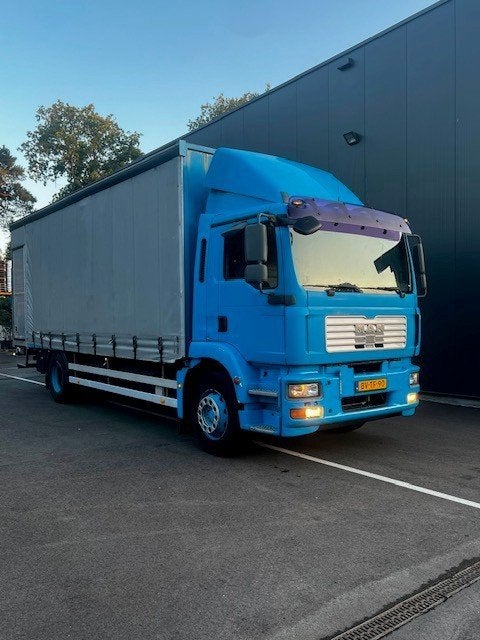 Bakwagen MAN TGM 18.240 4x2 BL incl. laadklep, Automaat, Zwart, Blauw, MAN
