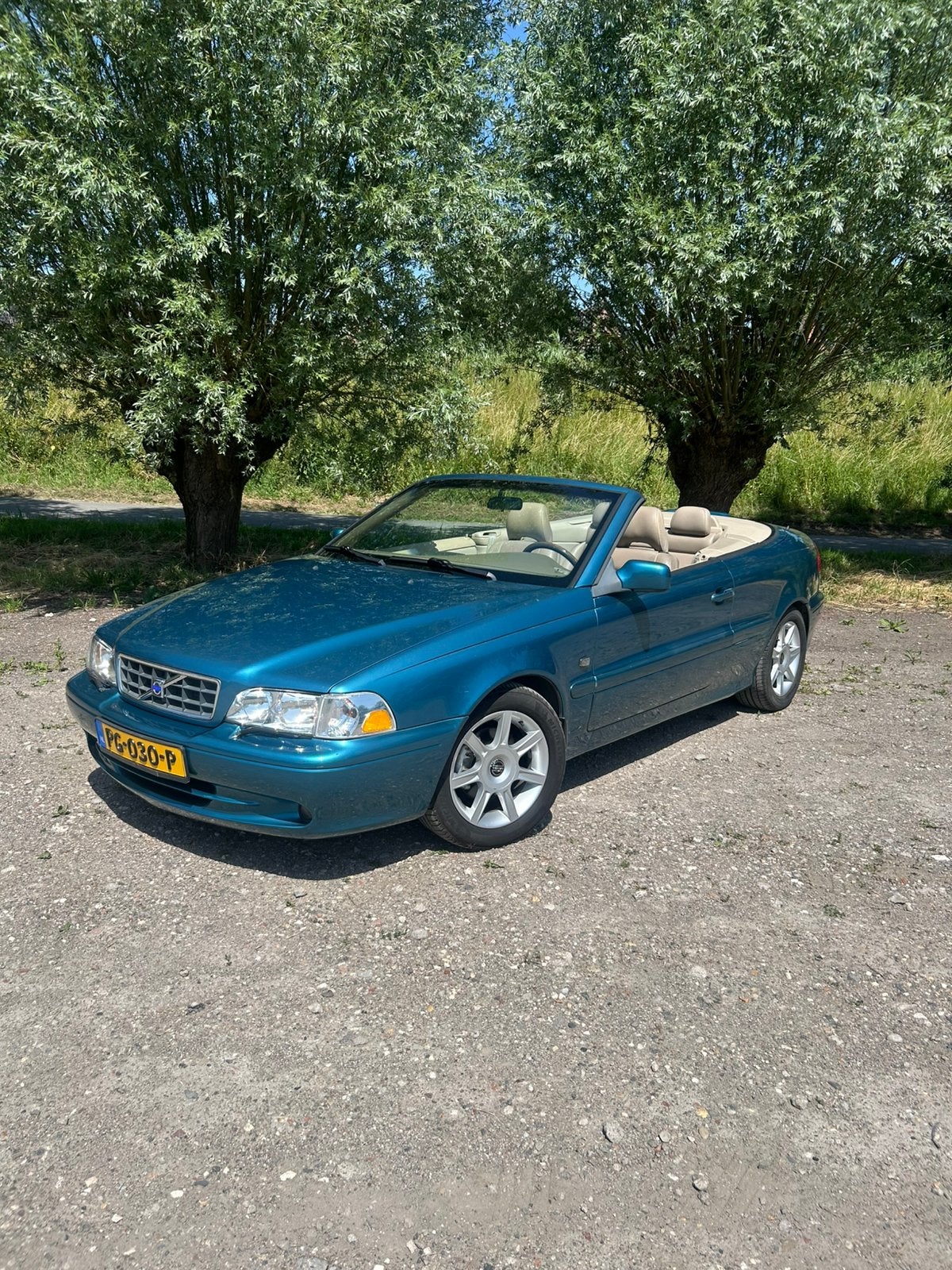 Volvo C70 2.3 T-5 Cabrio AUT 2001 Blauw, C70, Beige, Cabriolet, 10 km/l