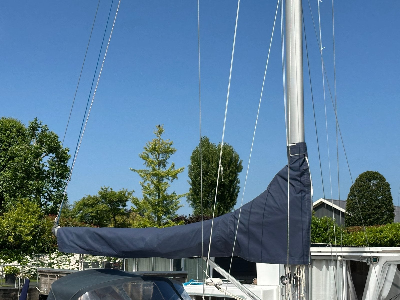 Degelijke huik/afdekhoes grootzeil in goede staat, 6 meter of meer, Gebruikt, Minder dan 15 m², Ophalen of Verzenden