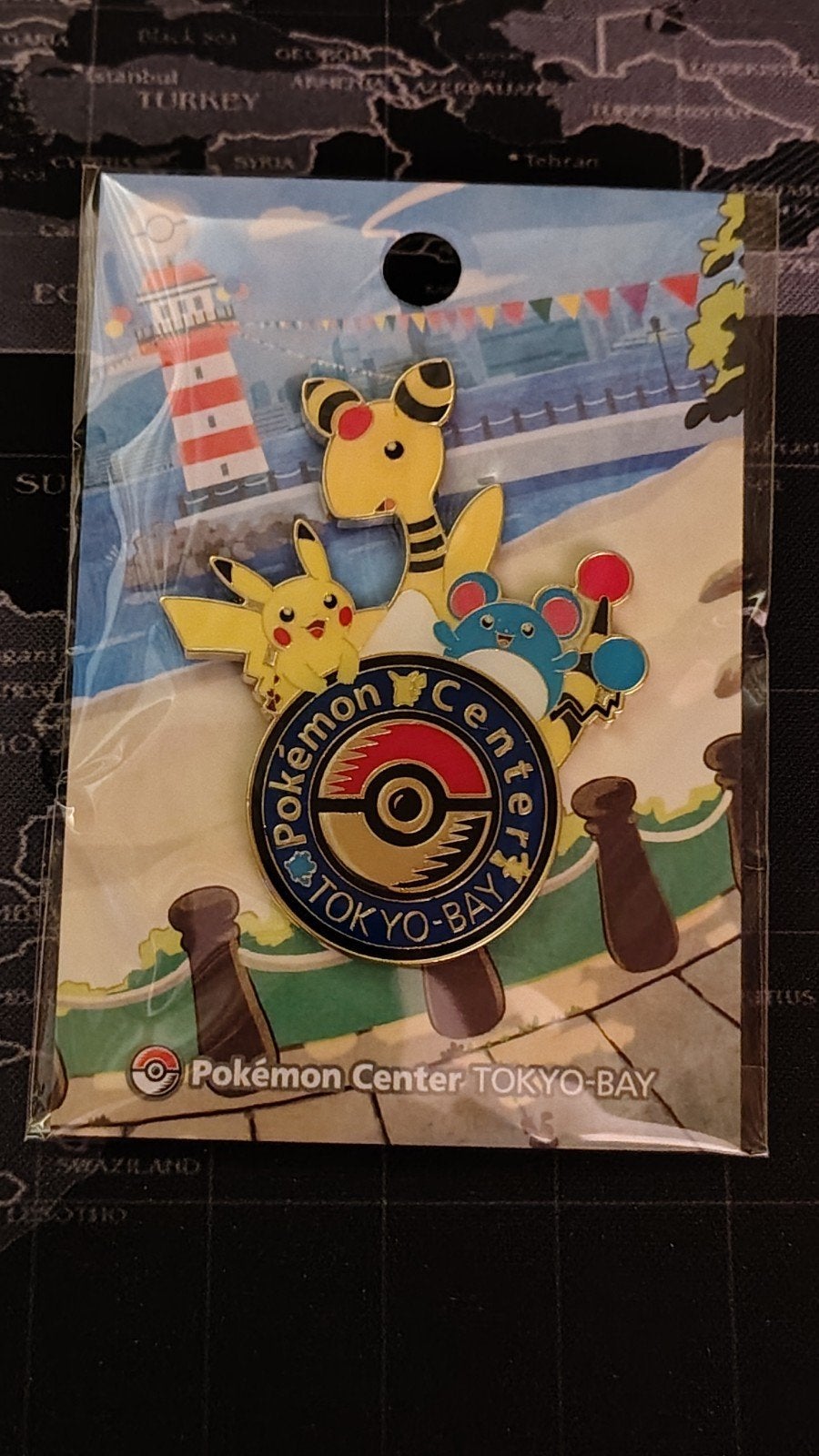 Pokemon Tokyo Bay Grand Renewal Commemorative Logo Pin *NEW*, Ophalen of Verzenden, Nieuw, Figuurtje, Speldje of Pin