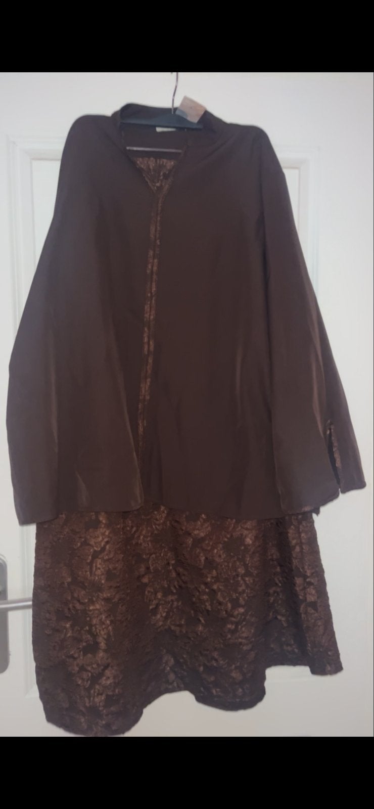 Prachtige rok set, nieuw uit boutique, Kleding | Dames, Rokken, Ophalen, Nieuw, Bruin, Onder de knie