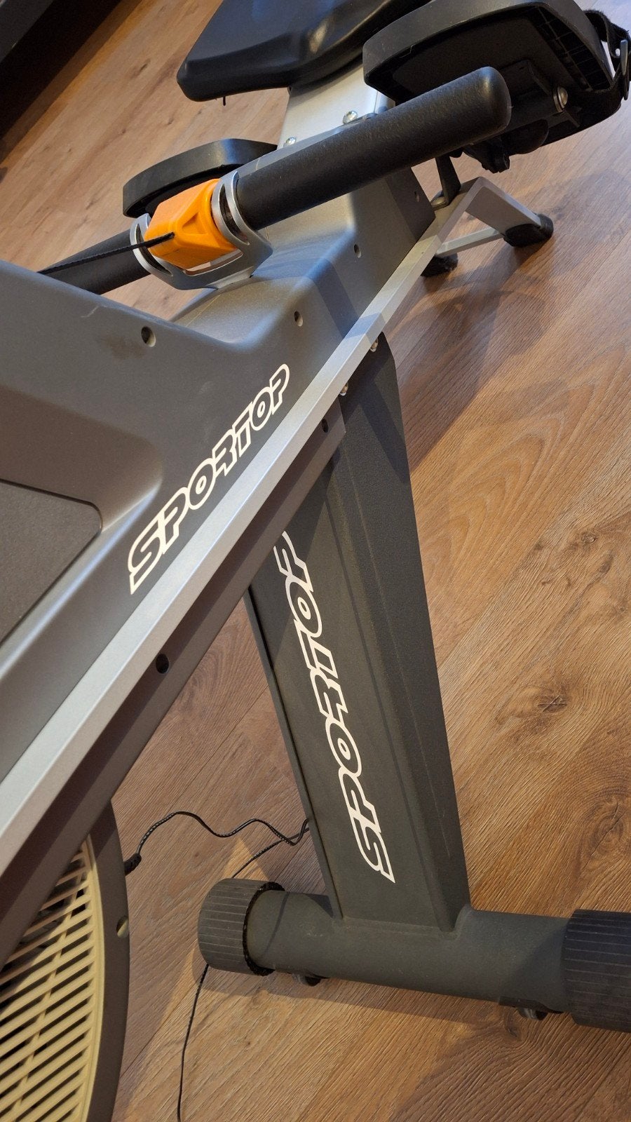 Foto 8 van Sportop R700 roeimachine