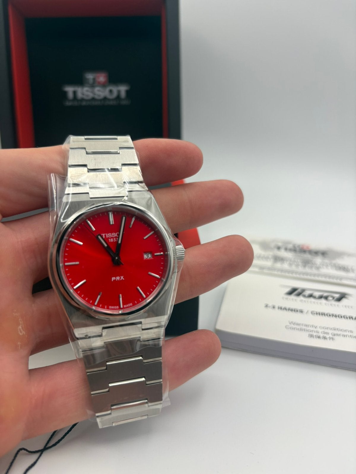 Tissot PRX 40MM Red, Ophalen of Verzenden, Zo goed als nieuw, Rood, Jongen of Meisje
