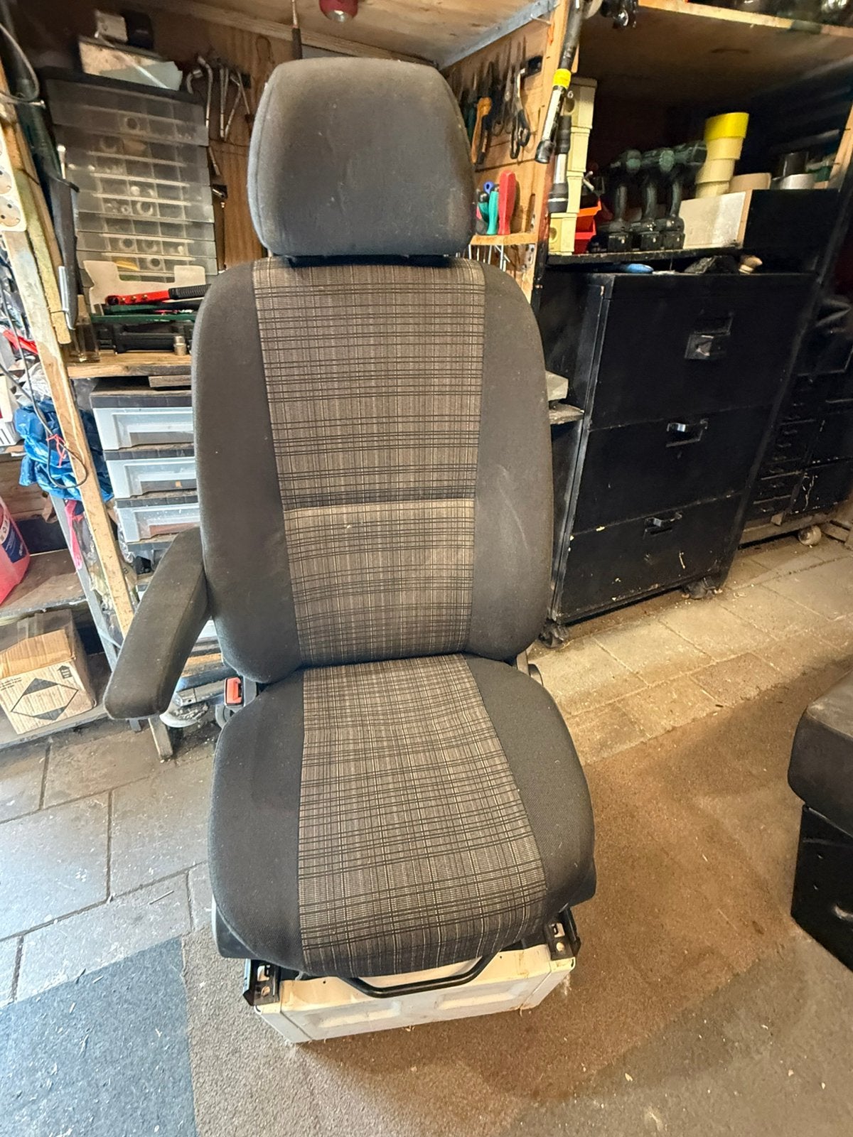 Comfort bestuurdersstoel voor mercedes sprinter 906/crafter, Auto-onderdelen, Interieur en Bekleding, Ophalen, Gebruikt, Mercedes-Benz