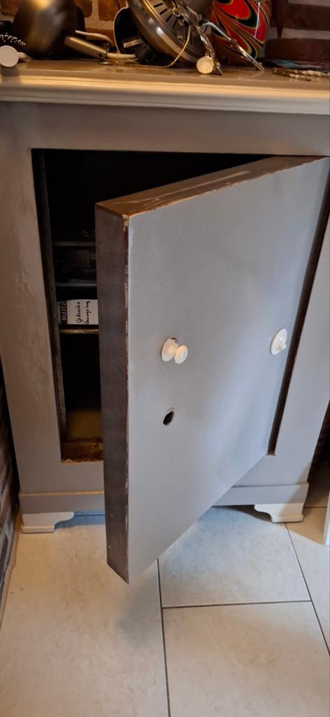 Antieke bankkluis - H107 x B80 x D51 - Inclusief sleutel, Huis en Inrichting, Brandblussers en Brandkasten, Ophalen, Gebruikt