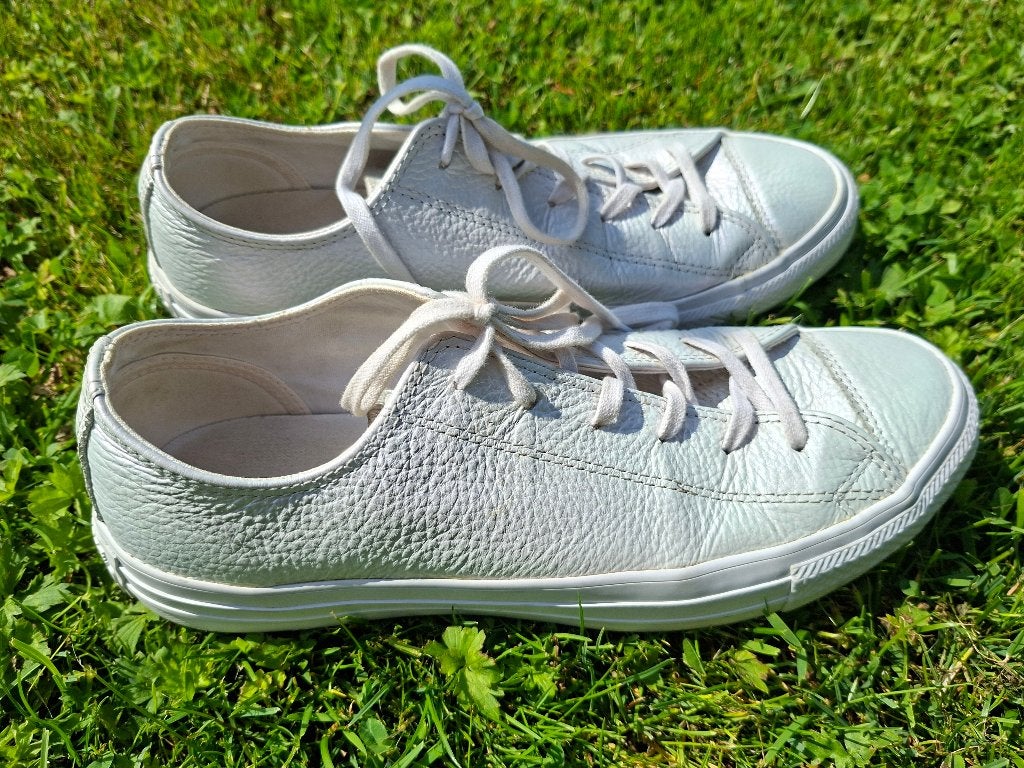 Mooie wit leren Converse Allstar gympen / schoenen maat 40, Wit, Ophalen of Verzenden, Converse All Stars, Sneakers of Gympen
