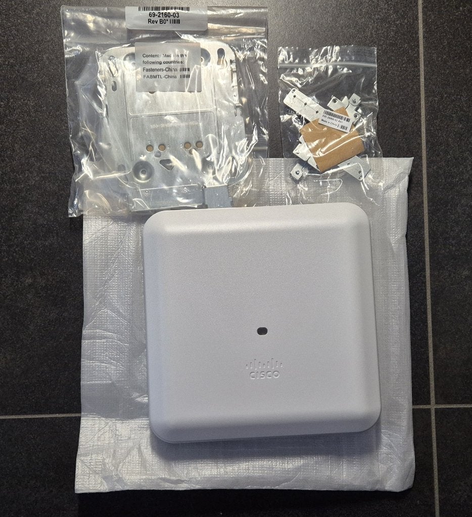 Cisco AIR-AP2802I-E-K9, Computers en Software, Accesspoints, Ophalen of Verzenden, Zo goed als nieuw, Cisco