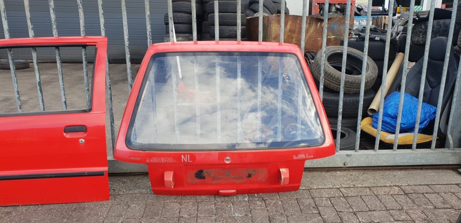 NISSAN MICRA ACHTERKLEP BJ 1990 1992, Gebruikt, -, Ophalen of Verzenden, Achter