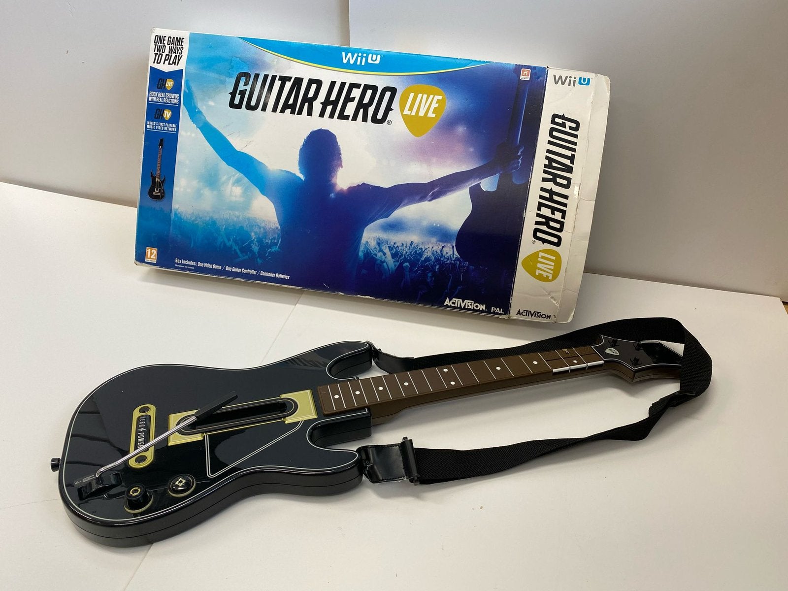 GUITAR HERO GITAAR - WII U, Muziek, 1 speler, Ophalen of Verzenden, Zo goed als nieuw