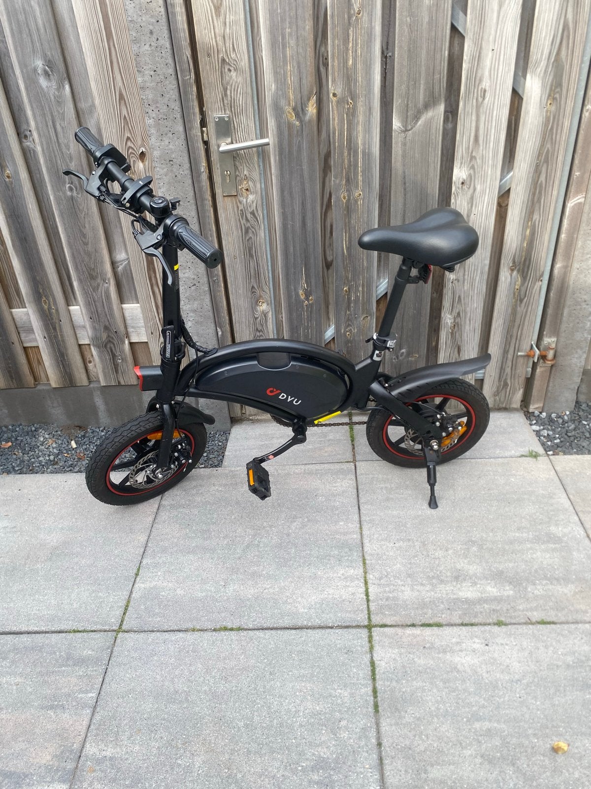 DYU D3+ opvouwbare elektrische fiets, Zo goed als nieuw, Minder dan 47 cm, 30 tot 50 km per accu, Ophalen