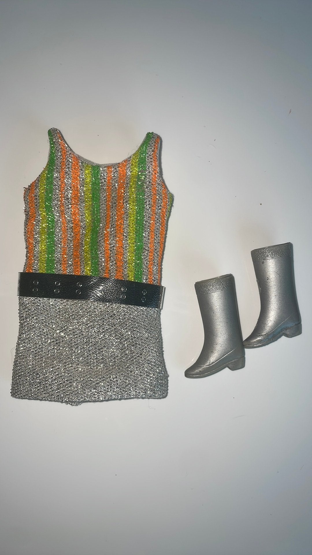 Barbie HTF vintage Mattel Twiggy Turnouts #1726, Ophalen of Verzenden, Gebruikt, Kleertjes