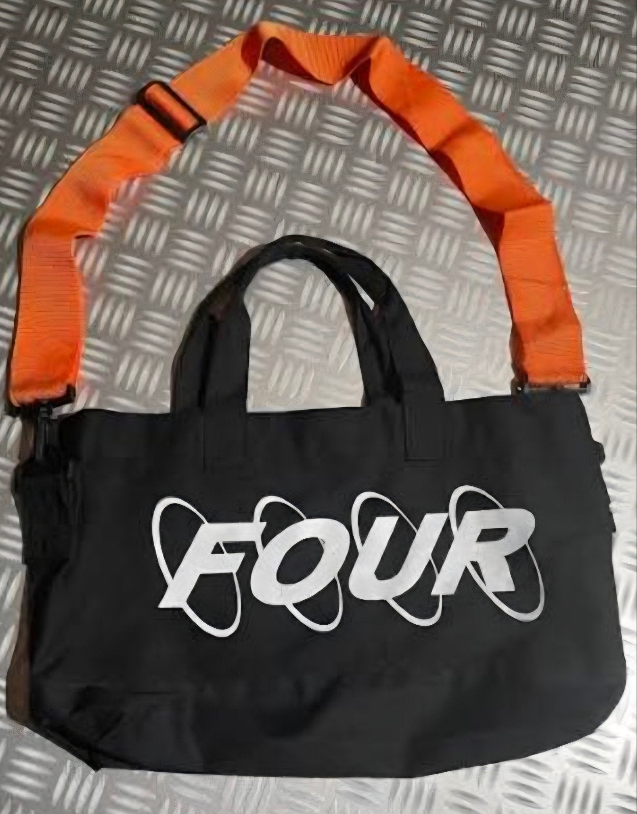 Zwarte FOUR tas met oranje schouderband, Ophalen, Nieuw