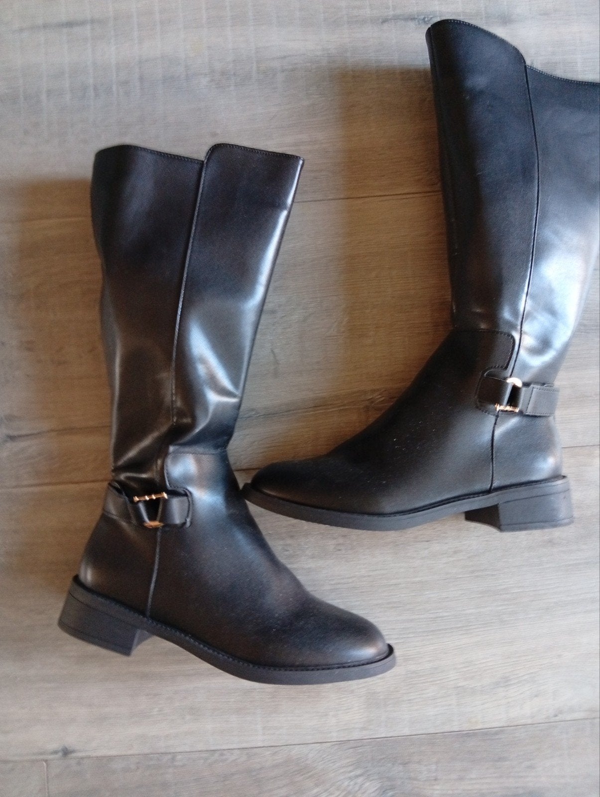 Nieuwe dames laarzen maat 41 (vallen klein), Kleding | Dames, Schoenen, Ophalen of Verzenden, Nieuw, Zwart, Hoge laarzen