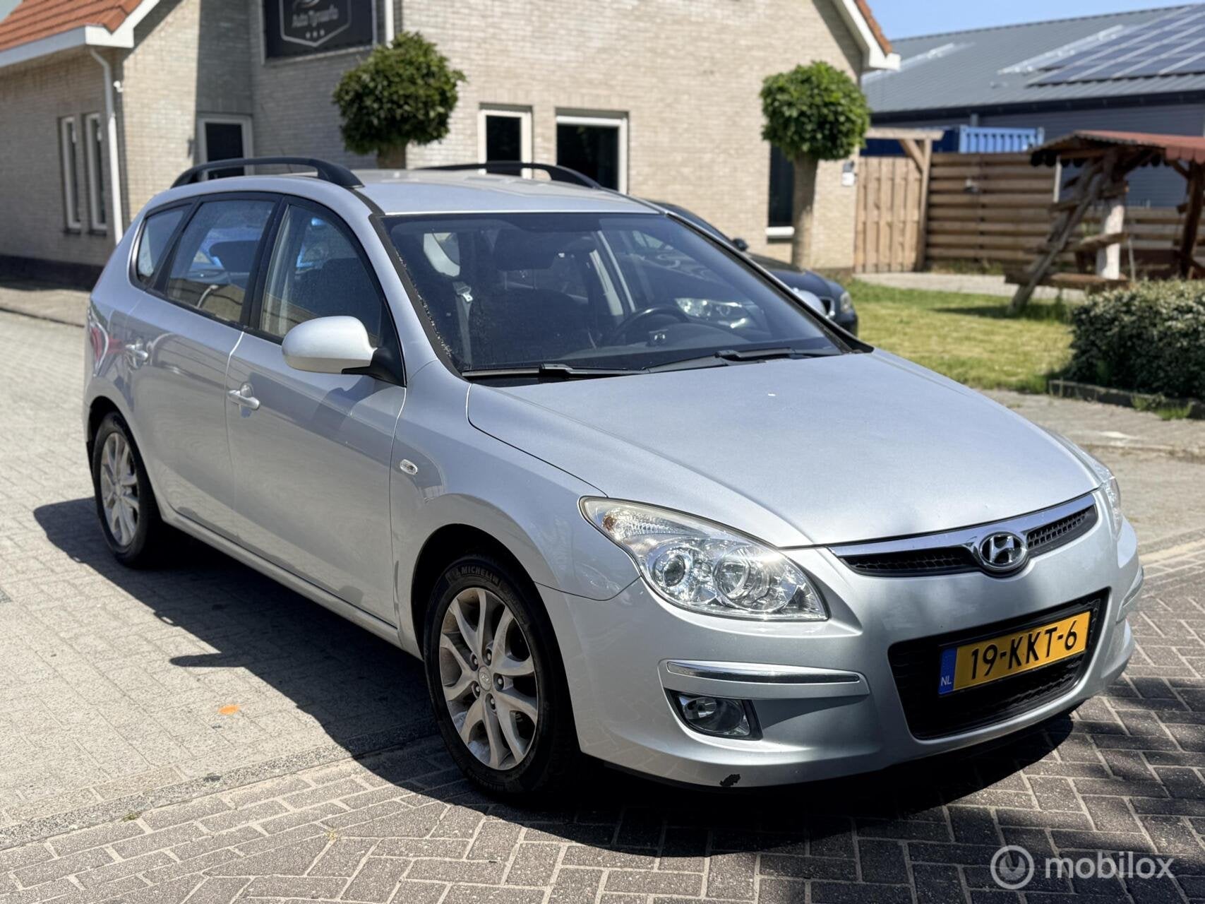 Hyundai i30 CW 1.6i Dynamic, Voorwielaandrijving, Gebruikt, 1591 cc, 4 cilinders