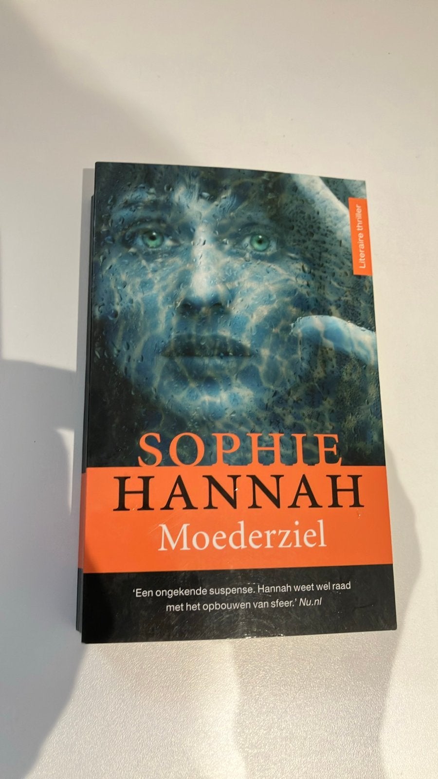 Sophie Hannah - Moederziel (Literaire thriller), Ophalen of Verzenden, Gelezen, Europa overig