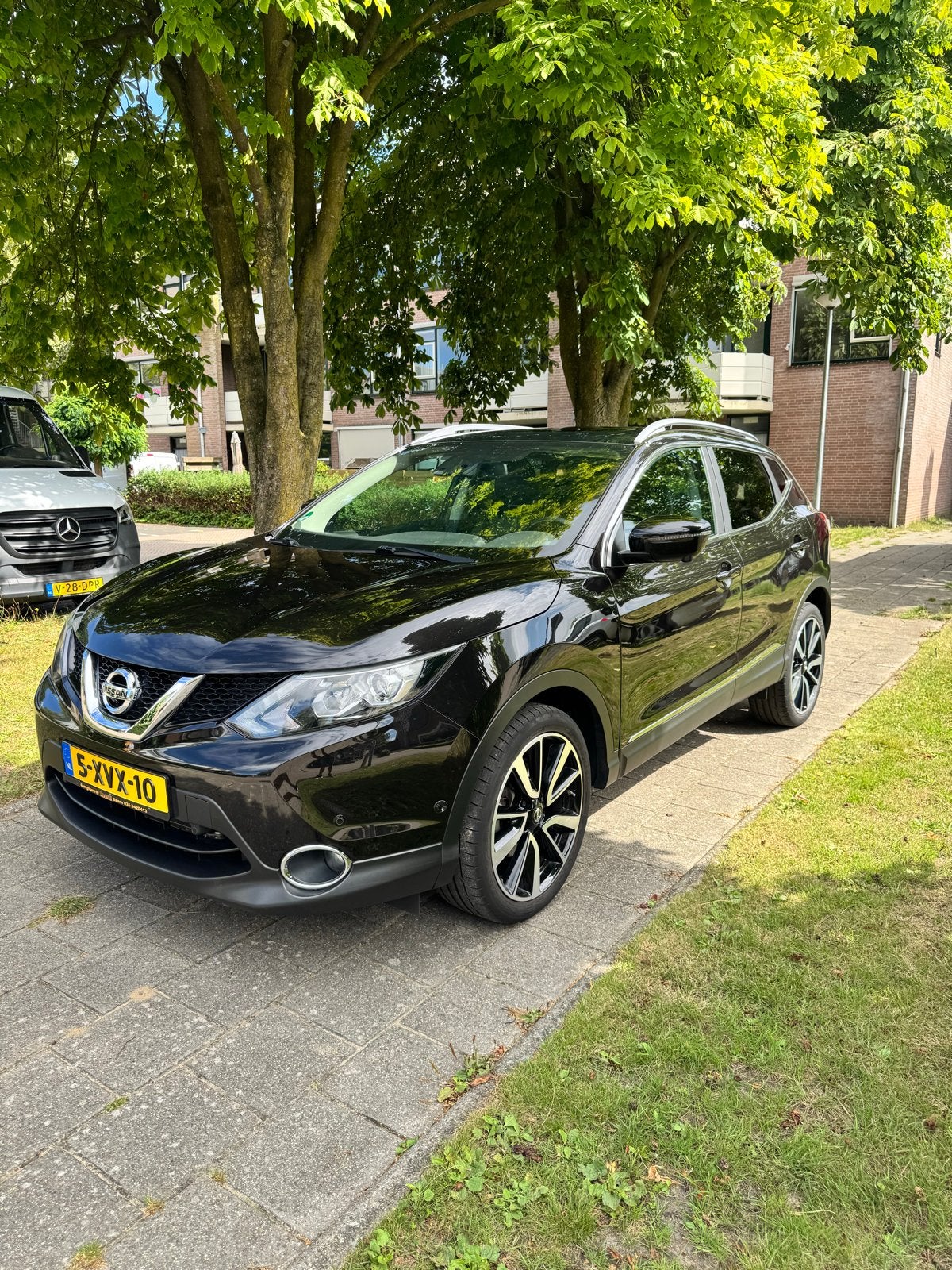 Nissan Qashqai 1.2dig-t automaat 2014, Auto's, USB, 4 cilinders, Zwart, 115 pk