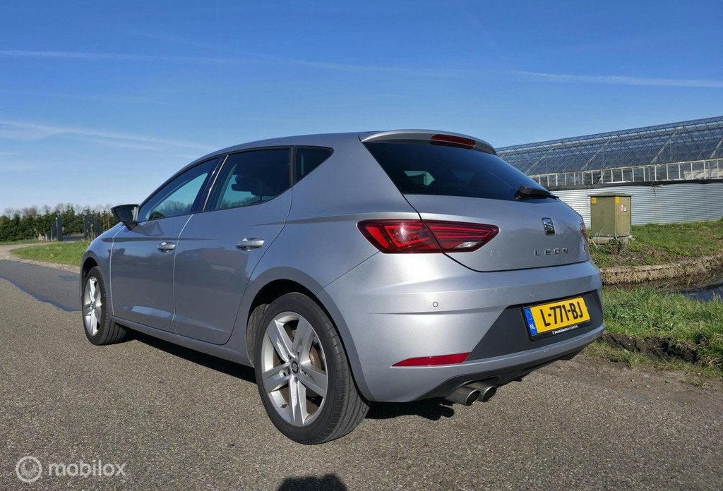 Seat Leon 1.4 EcoTSI FR DSG / Navi / Carplay / Trekhaak / LE, Auto's, Gebruikt, 4 cilinders, 150 pk, Leon