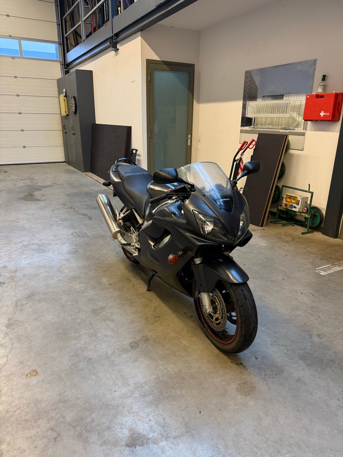 Honda CBR 600 FR 2011 - Sportieve en betrouwbare motor, 4 cilinders, Motorrijbewijs A, Gebruikt, Meer dan 35 kW