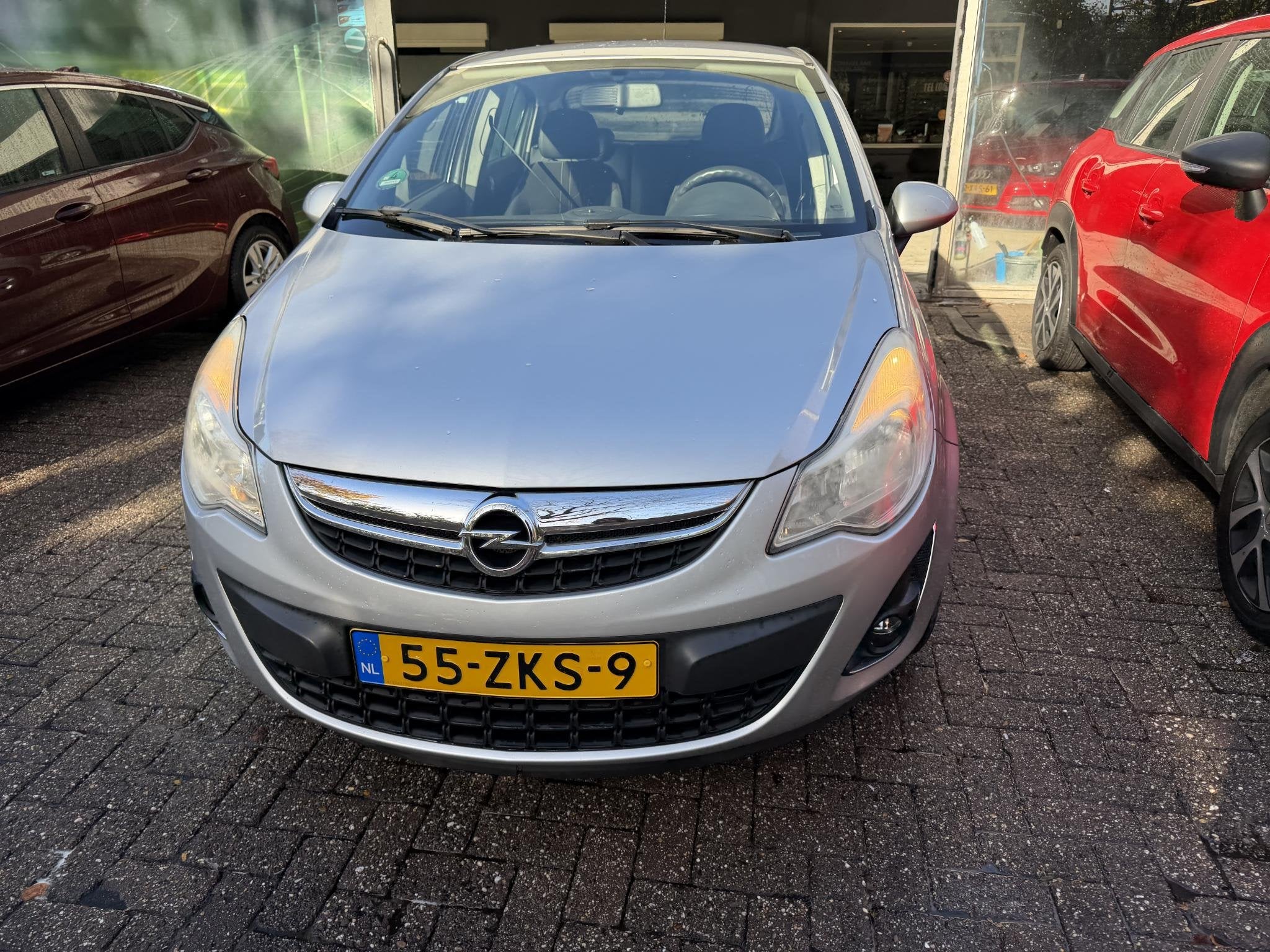 Opel Corsa 1.4-16V Anniversary Edition | NIEUWE APK | 2E EIG, Voorwielaandrijving, Gebruikt, 4 cilinders, 49 €/maand