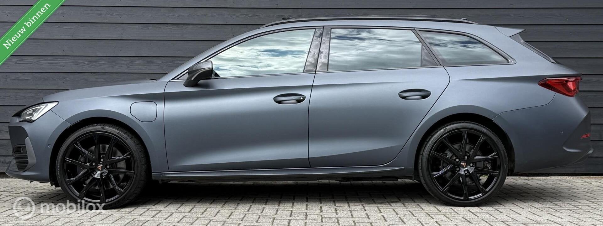 Cupra León