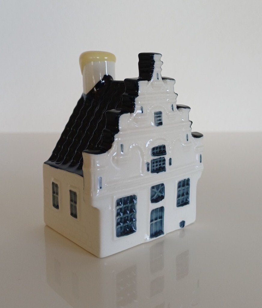 KLM huisje nr. 94  – Kogerstraat 1, Den Burg (Texel), Ophalen of Verzenden, Zo goed als nieuw, Paleis of Waag, Gevuld