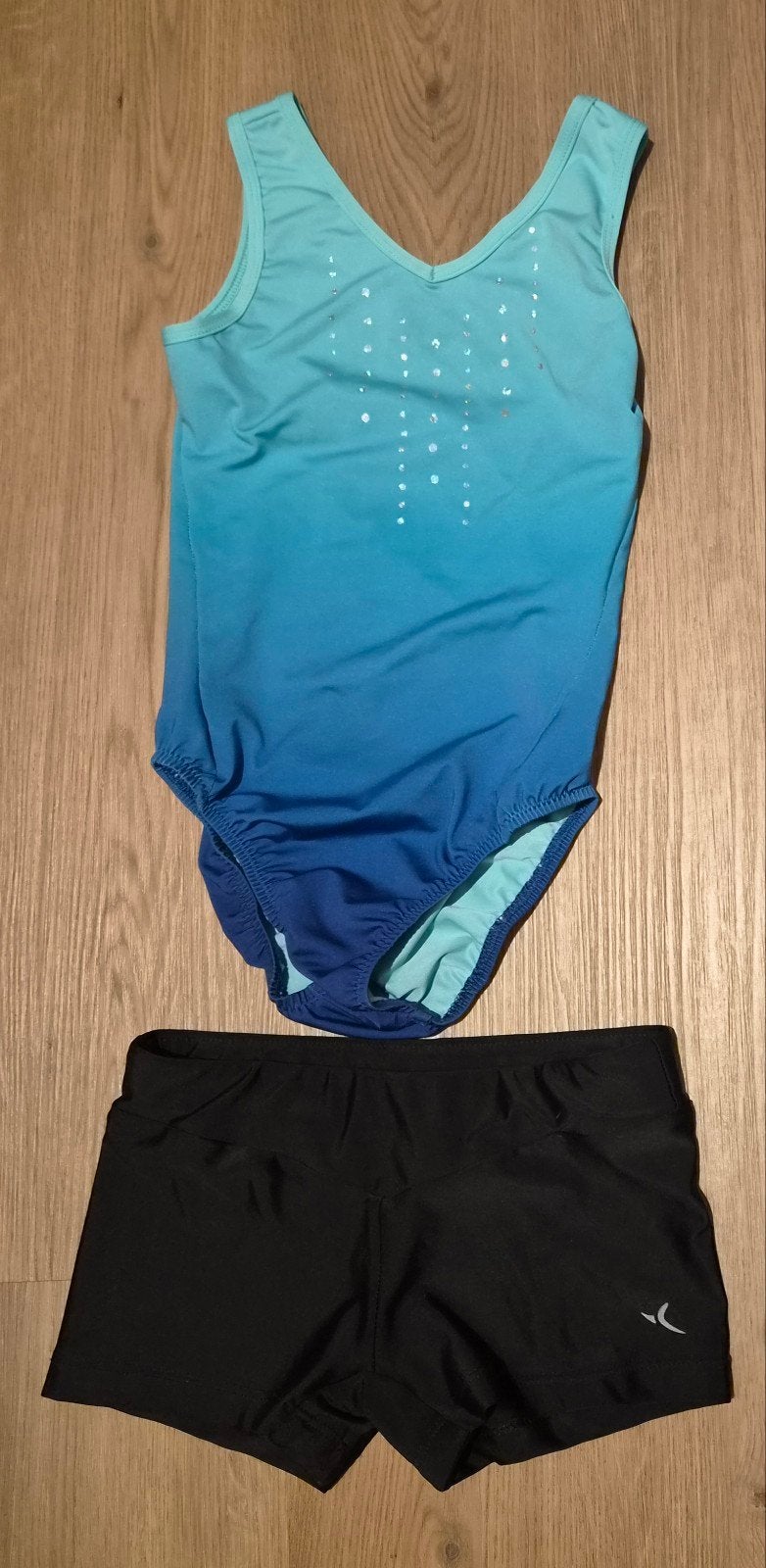 Turnpakje maat 122/128, Sport en Fitness, Turnen, Meerkleurig, Zo goed als nieuw, Turnpak(je), Kindermaat 122 t/m 140