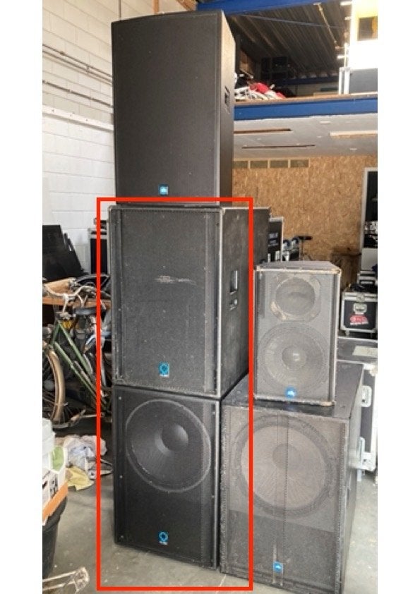 Qube TRS Sub 18" (4 stuks), Audio, Tv en Foto, Subwoofer, Zo goed als nieuw, Ophalen, 150 watt of meer