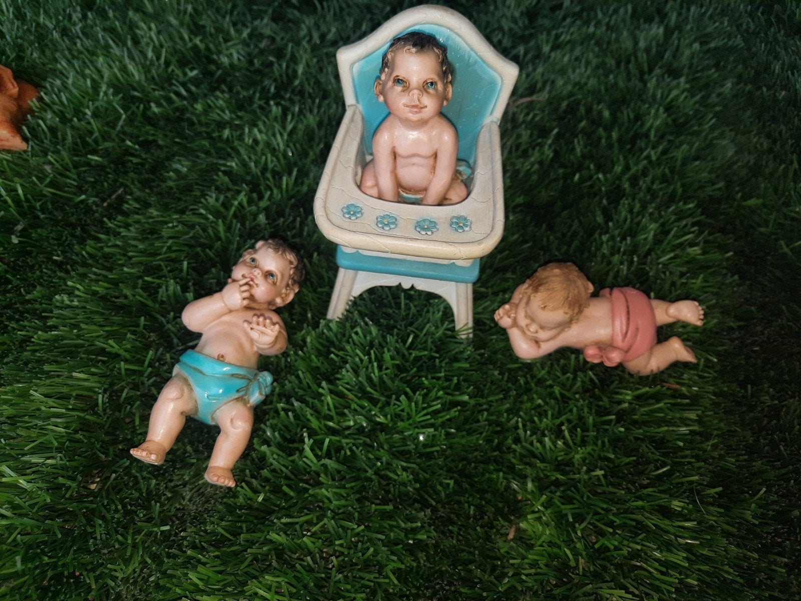 Set van 3 vintage Italiaanse babybeeldjes met kinderstoel, Ophalen of Verzenden, Gebruikt