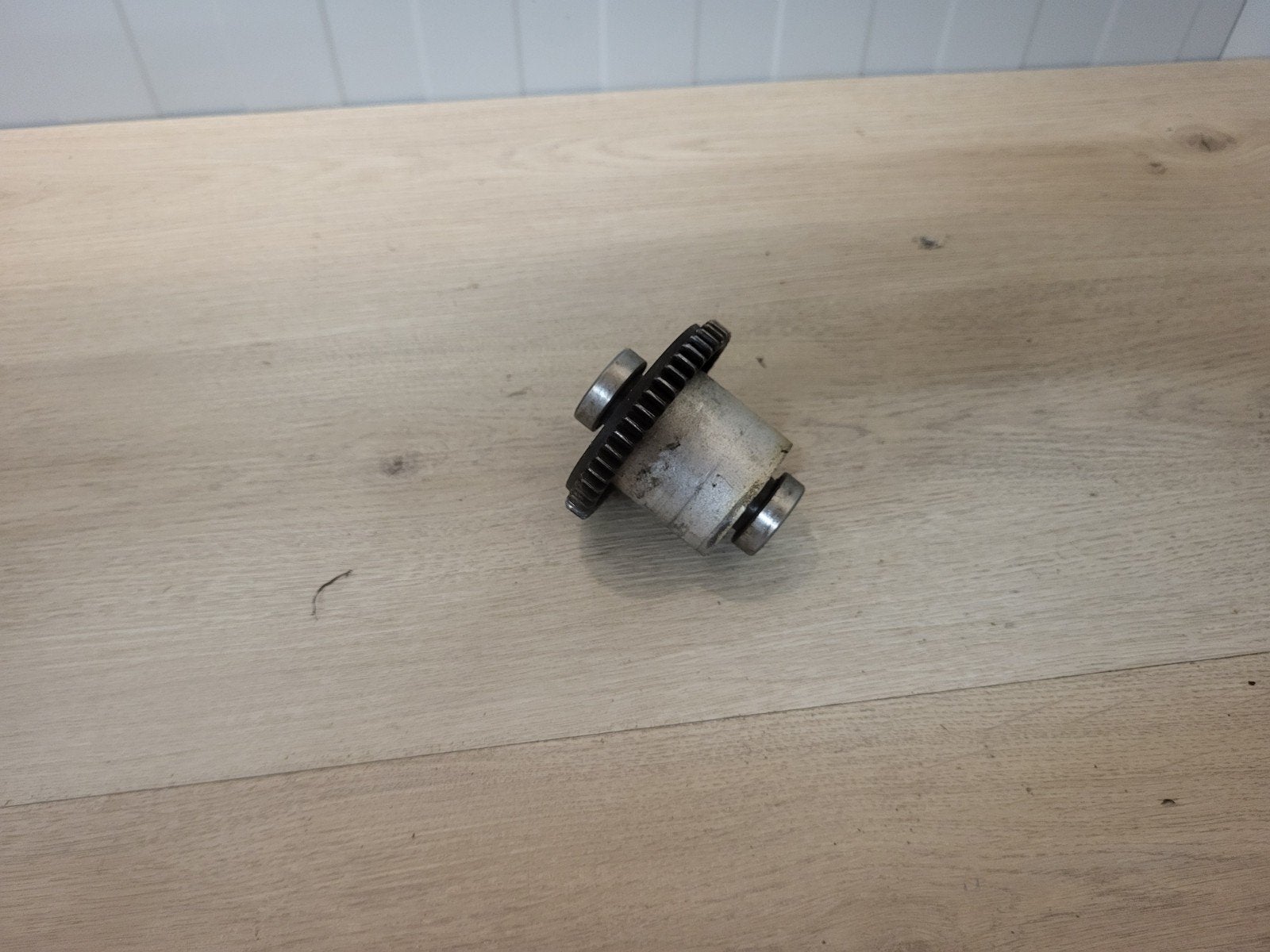 Fg diff, Ophalen of Verzenden, Overige schalen, Benzine, Onderdeel