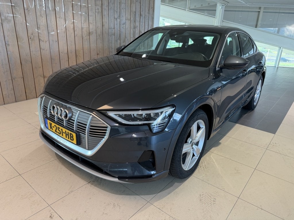 Audi e-tron Sportback 50 quattro Business edition Plus 71 kW, Auto's, Automaat, Automatische klimaatregeling, 0 cilinders, 194 min