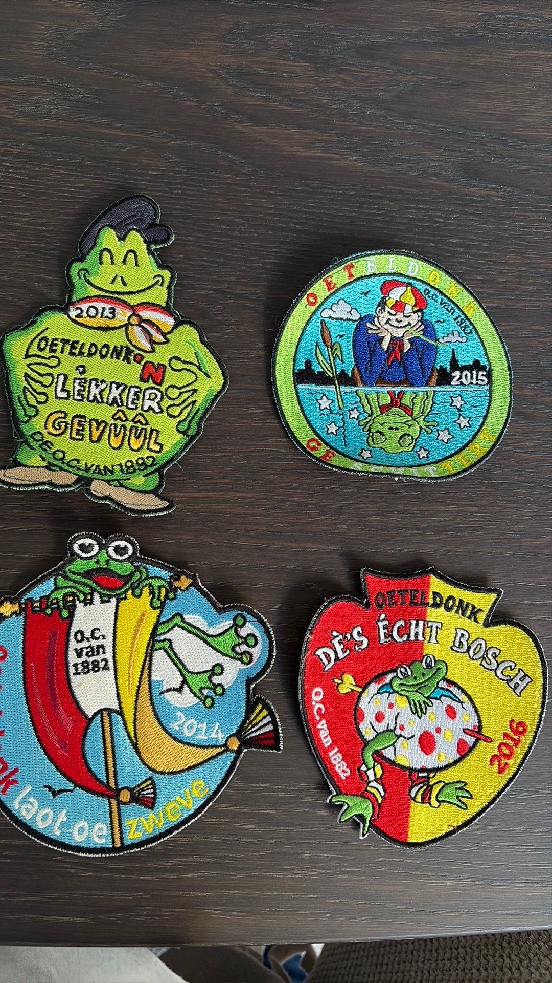 Oeteldonk originele emblemen, Hobby en Vrije tijd, Ophalen of Verzenden, Gebruikt