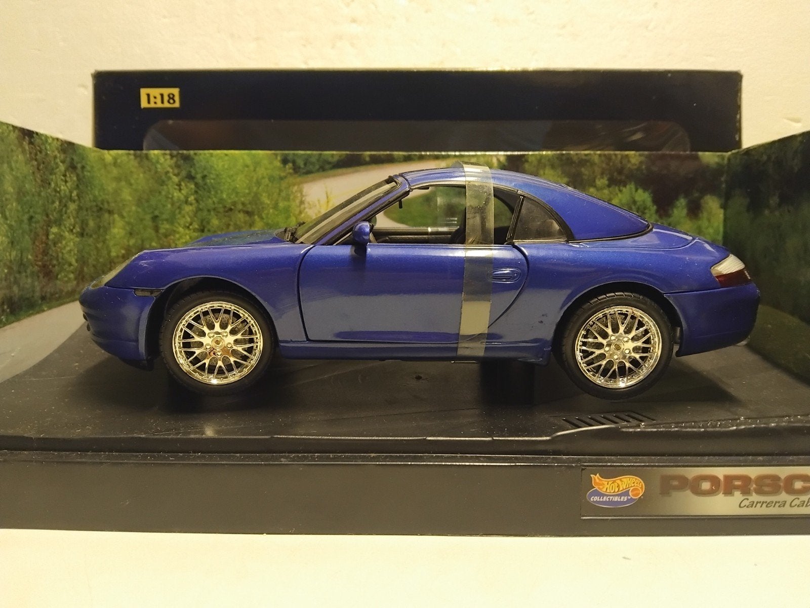 Porsche 911 Carrera Cabriolet hard top Hot Wheels 1:18 KRD, Hobby en Vrije tijd, Ophalen of Verzenden, Zo goed als nieuw, Auto