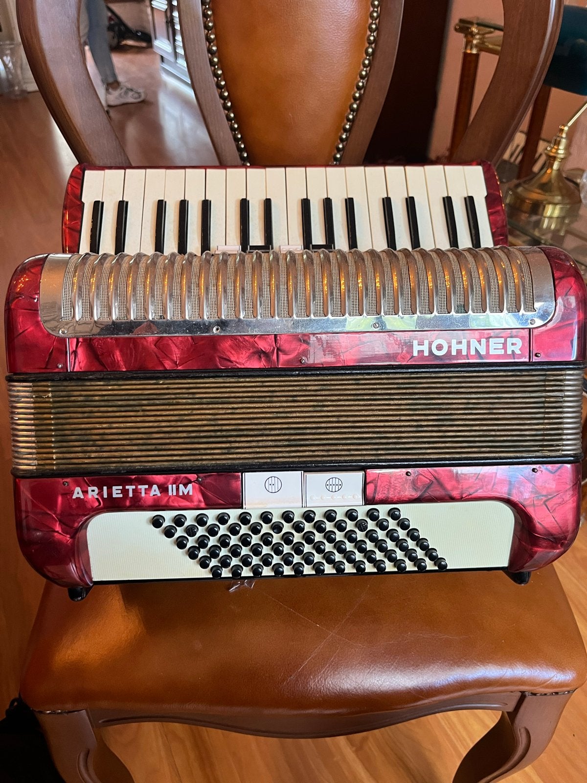 Hohner Arietta IIM Accordeon - Rood, Zo goed als nieuw, Muziek en Instrumenten, Accordeons, Ophalen, Overige formaten, Toetsaccordeon