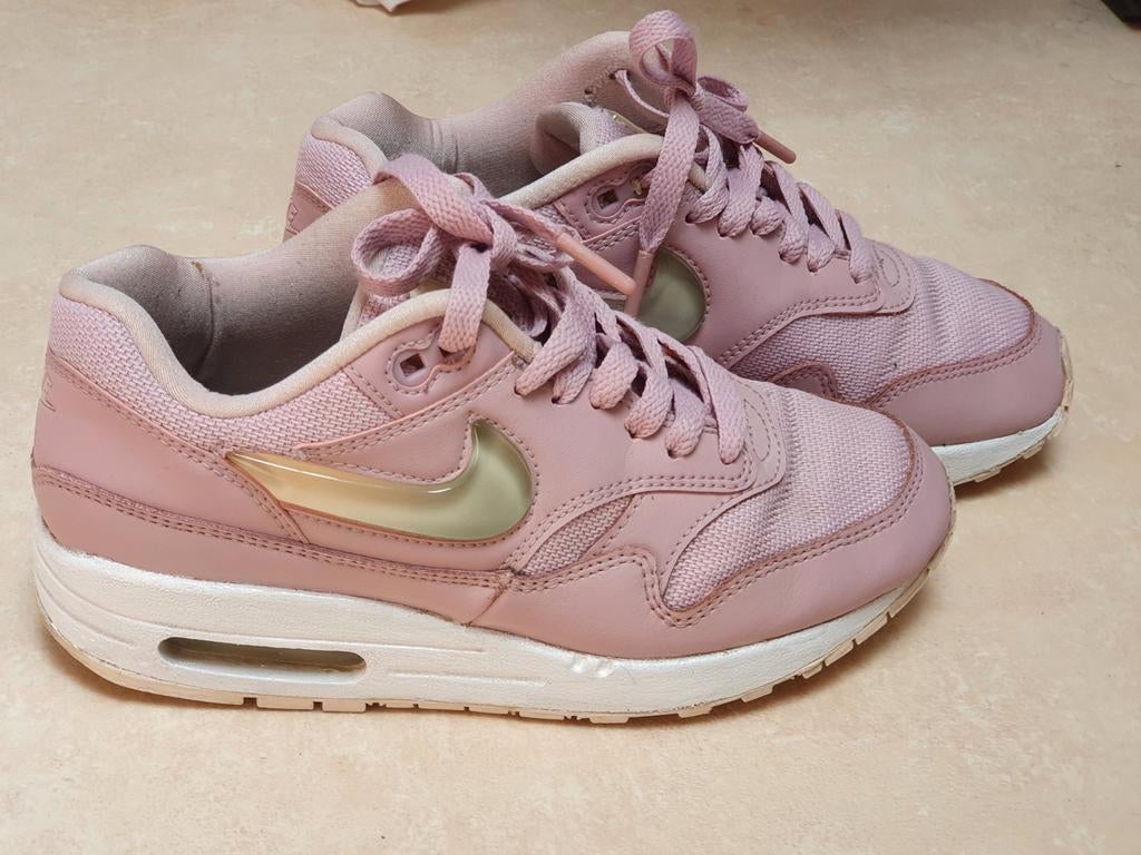 Nike Air max 1 maat 35.5, Sportschoenen, Zo goed als nieuw, Nike air max, Verzenden