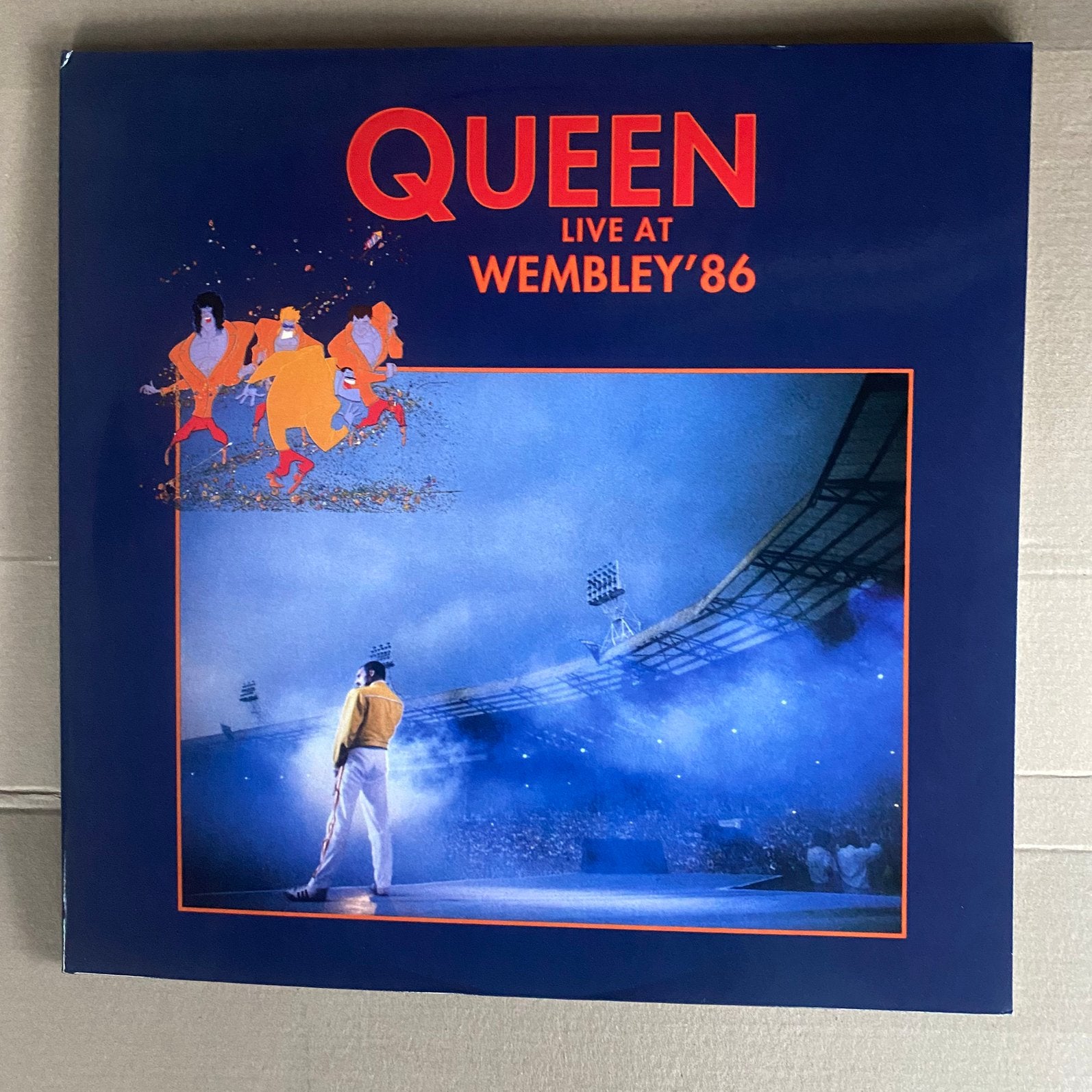 Dubbel lp - Queen - live Wembley 1986, Ophalen of Verzenden, Zo goed als nieuw, 12 inch, Poprock