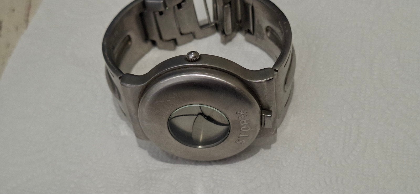 ZEER UNIEK Storm Microcamera Horloge - Uniek Design nog 1dag, Sieraden, Tassen en Uiterlijk, Ophalen of Verzenden