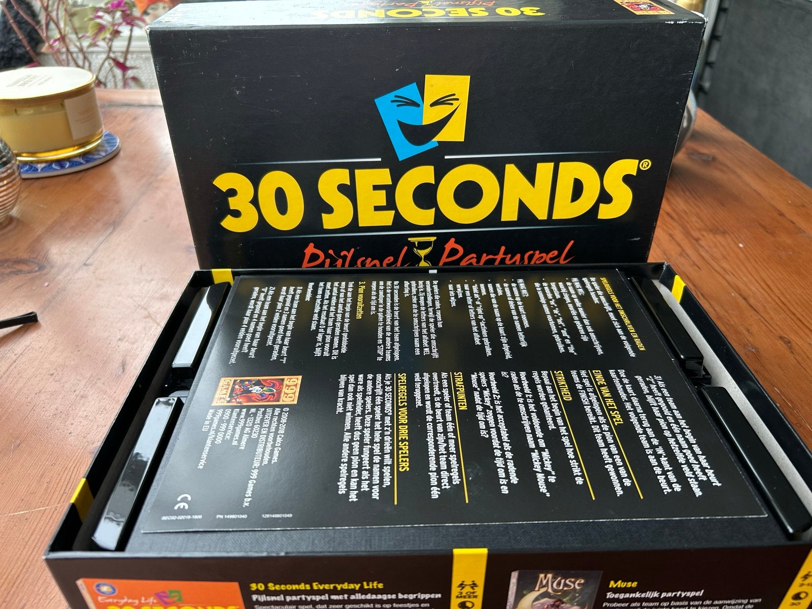 30 Seconds: Pijlsnel Partyspel - Tweede Editie, Drie of vier spelers, Ophalen of Verzenden, Zo goed als nieuw