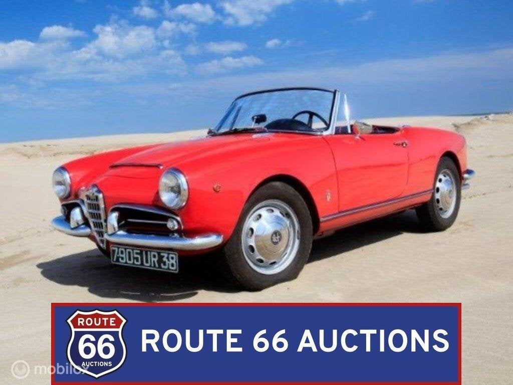 Alfa Romeo Giulia Spider 1600 | 1964 | Route 66 Auctions, Auto's, Oldtimers, Overige carrosserieën, Zwart, Bedrijf, Handgeschakeld