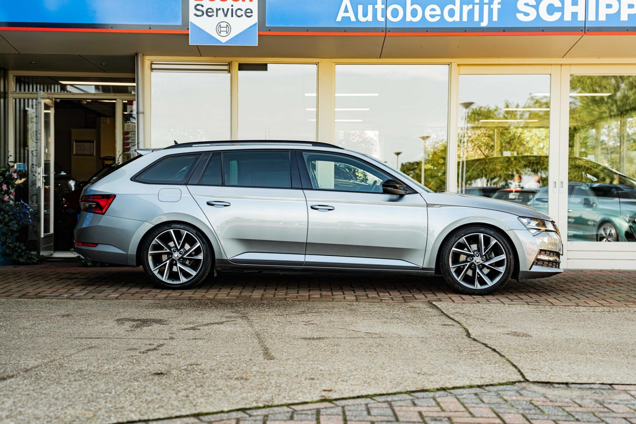 Skoda Superb Combi 1.4 TSI iV Sportline Business, Auto's, 12 maanden, Gebruikt, 4 cilinders, Alcantara