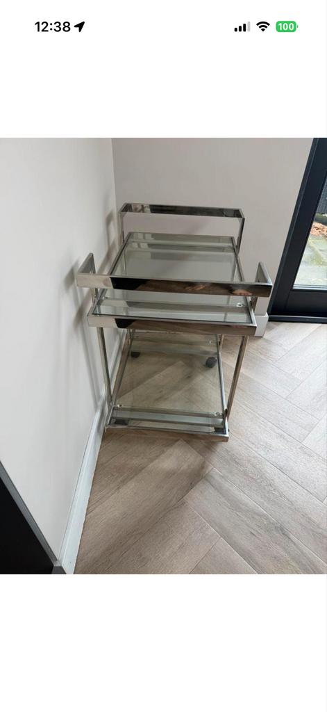 Eric Kuster Bijzettafel/Trolley - Chroom & Glas, Ophalen, Metaal of Aluminium, 55 tot 75 cm, Zo goed als nieuw