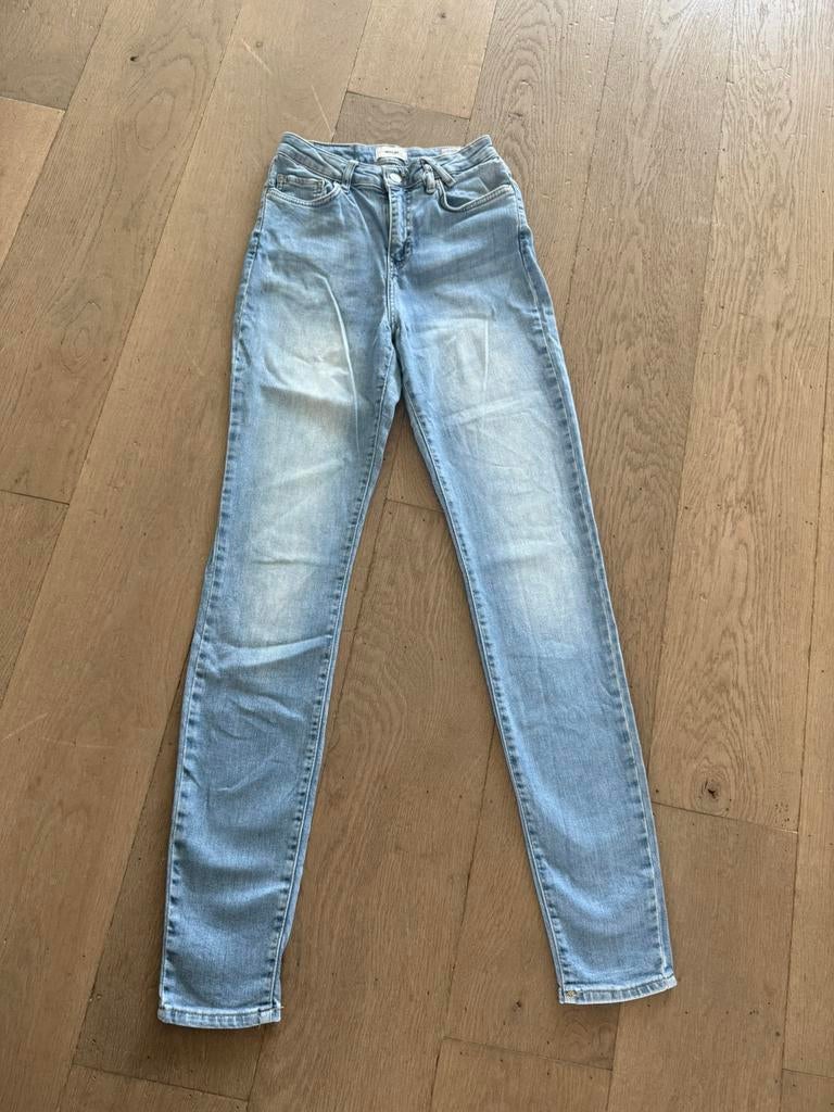 Stoere broeken voor meisjes diverse maten, Ophalen of Verzenden, Zo goed als nieuw, Blauw, W27 (confectie 34) of kleiner
