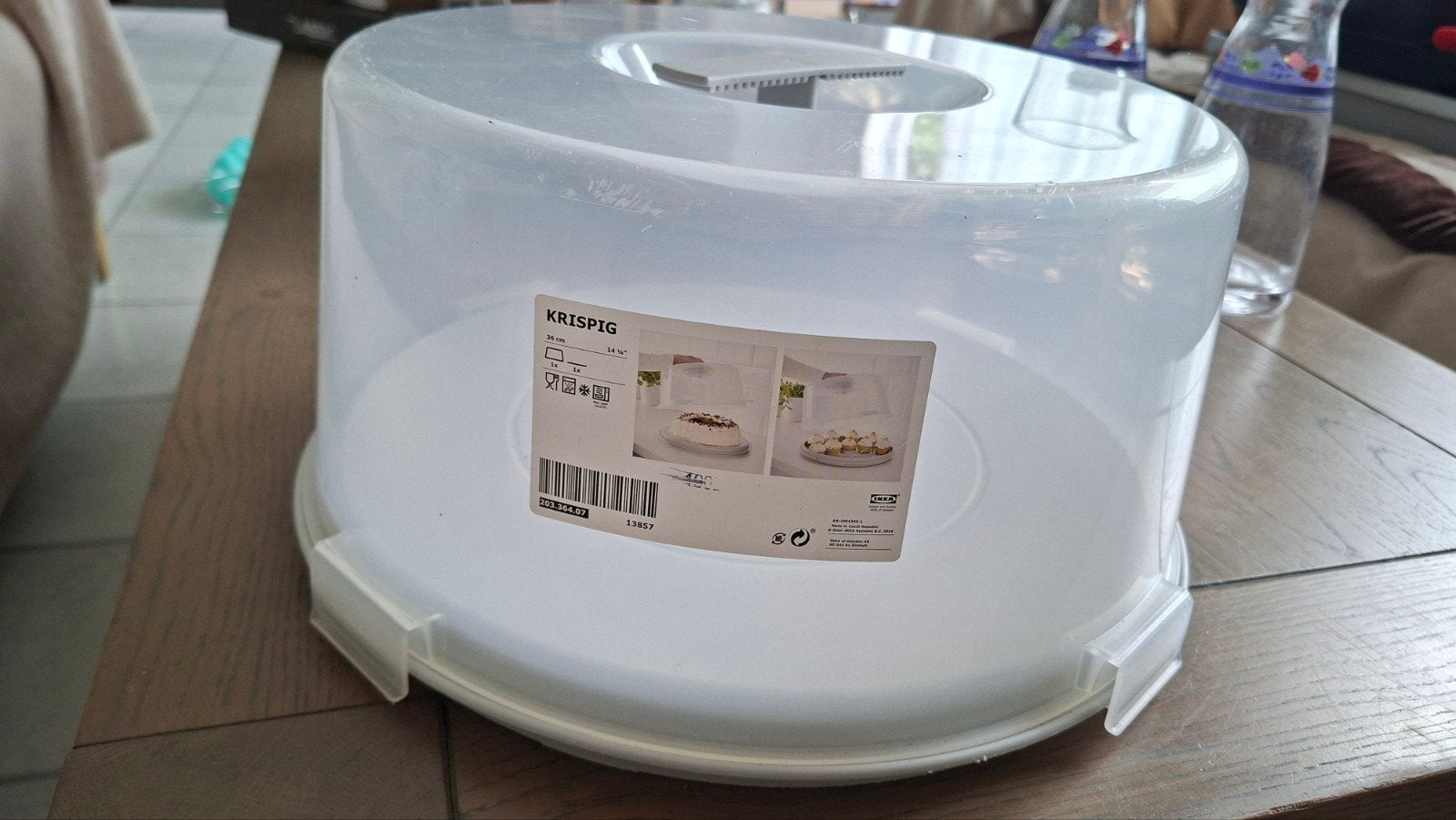 IKEA KRISPIG Taartstolp - Gebruikt maar goed, IKEA, Kunststof, Ophalen of Verzenden, Wit