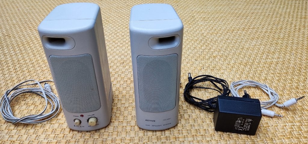 laptop/PC speakers, active Hi-Fi set, inpluggen en klaar, Computers en Software, Pc speakers, Ophalen of Verzenden, Gebruikt, Audiokanaal 2