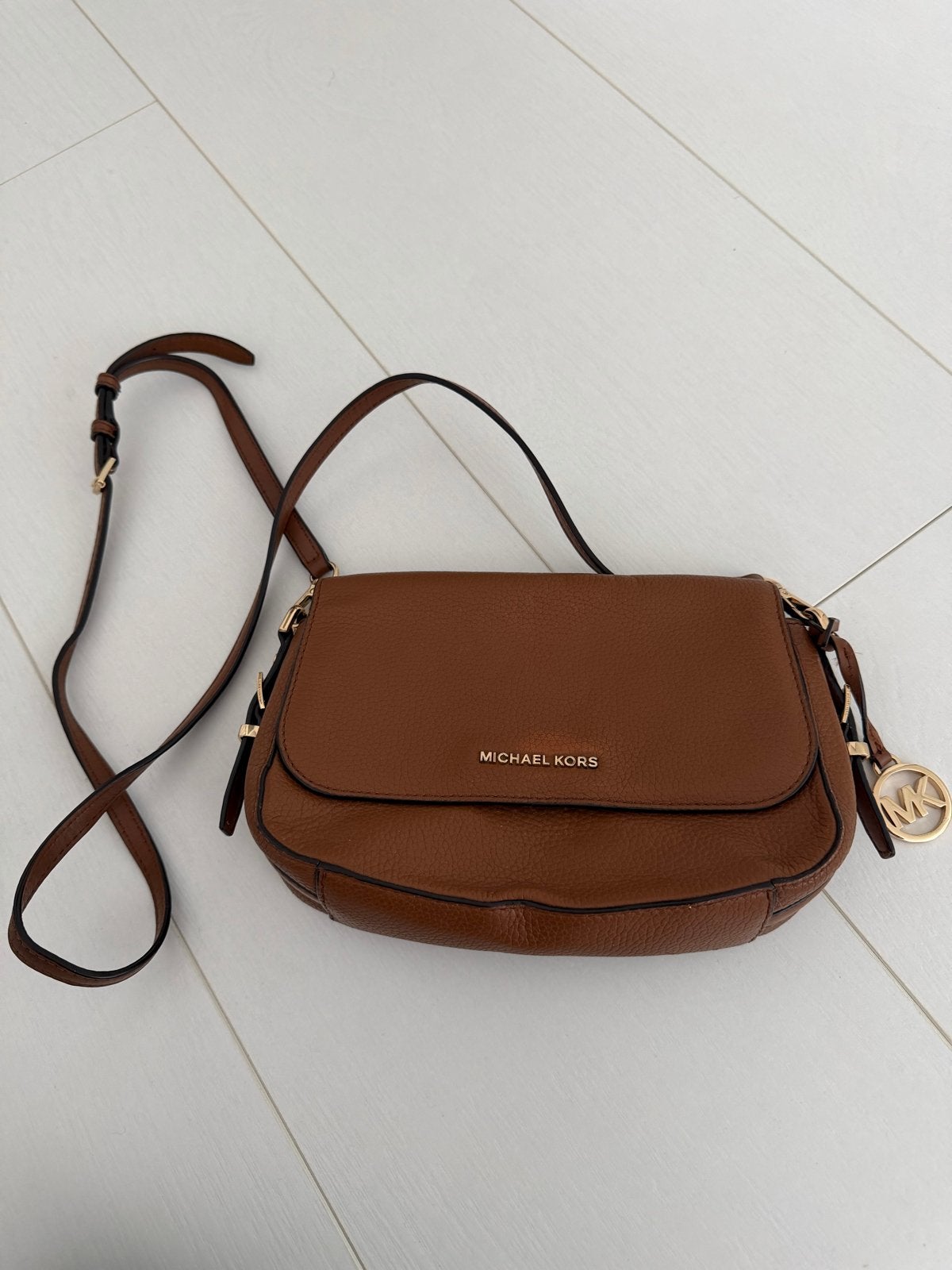Michael Kors Schoudertasje - Bruin, Ophalen of Verzenden, Gebruikt, Bruin, Schoudertasje
