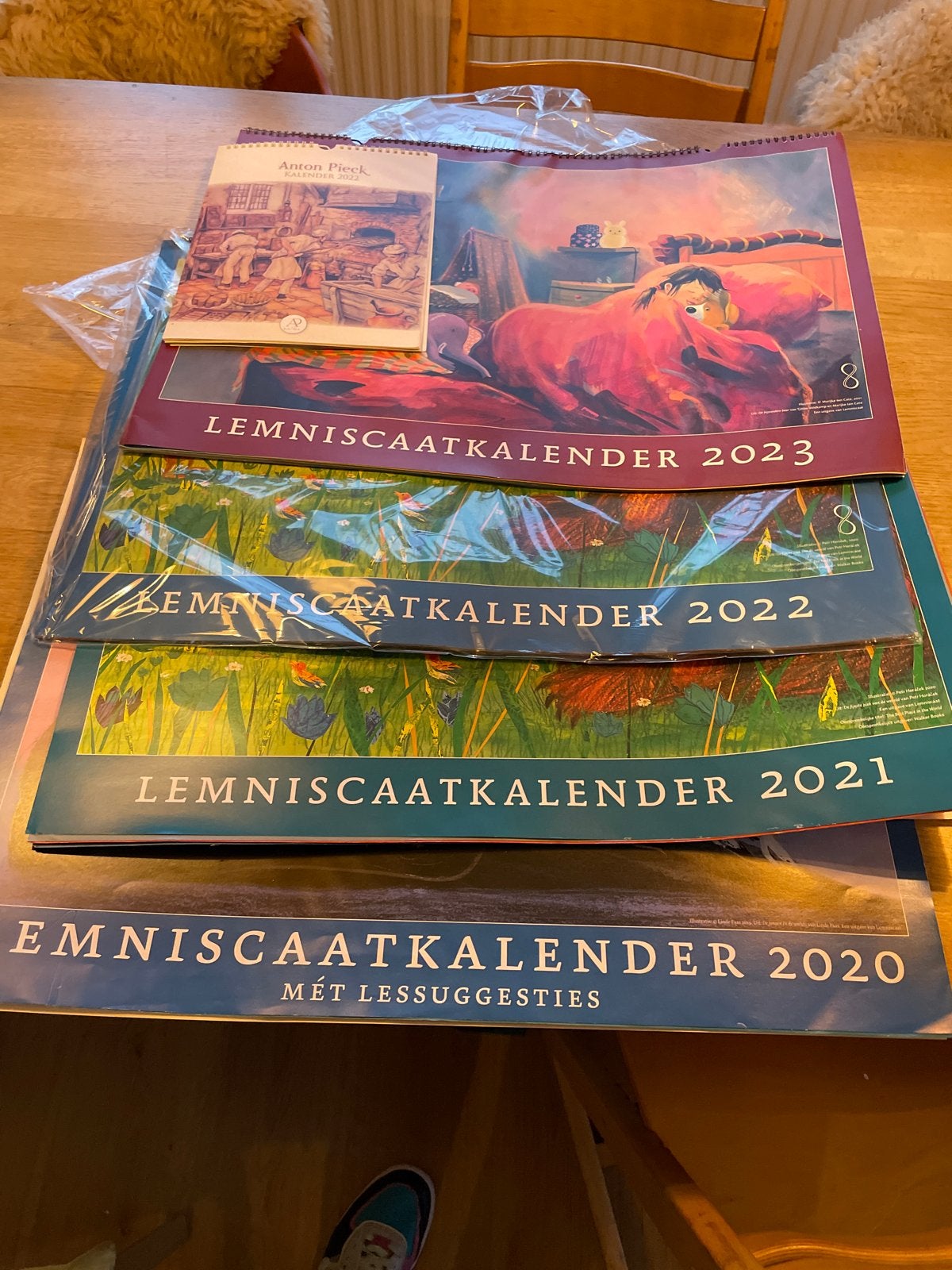 Lemniscaat kalenders 2020 en 2023, Ophalen, Maandkalender